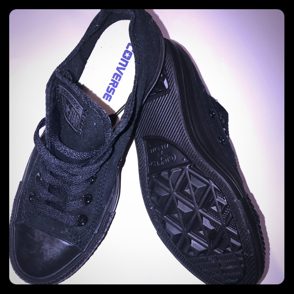 Black Low Top Converse AllStar